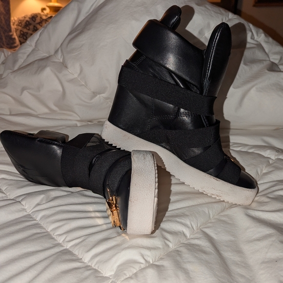 Giuseppe Zanotti Black Leather size9 - Picture 4 of 16